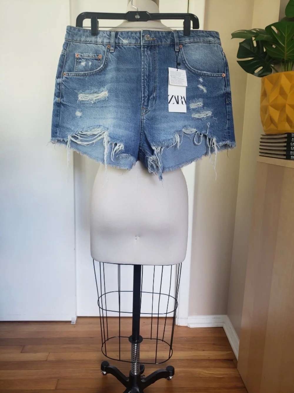 Zara brand size